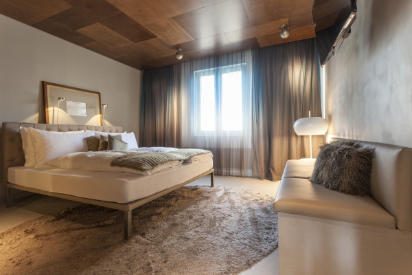 EMA House Hotel Suites